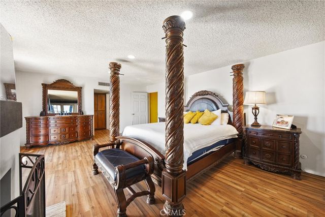 552 Pepper, Bakersfield, CA 93307