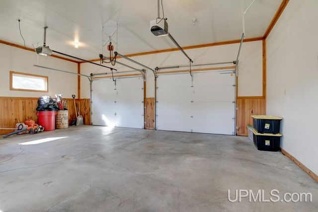 W6285 Co G-08 Road, Wallace, MI 49893