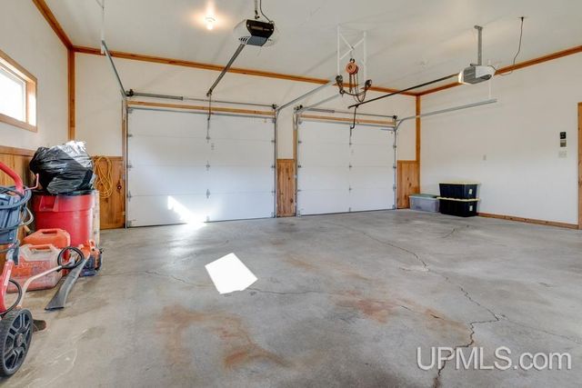 W6285 Co G-08 Road, Wallace, MI 49893