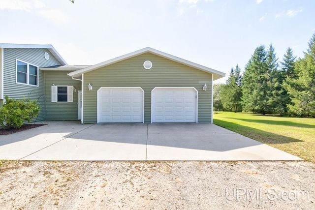 W6285 Co G-08 Road, Wallace, MI 49893