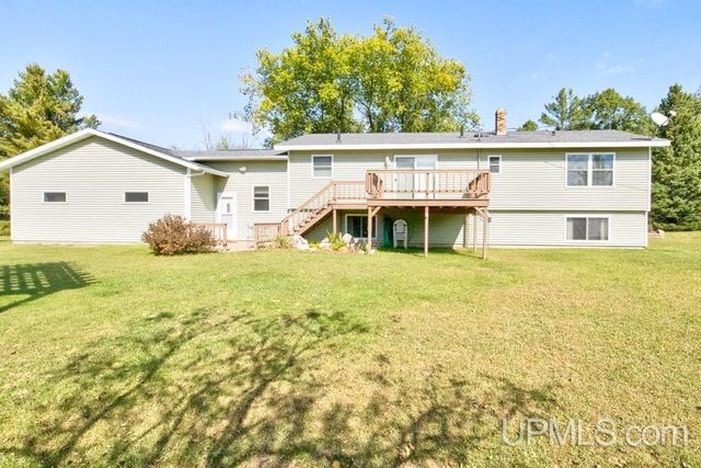 W6285 Co G-08 Road, Wallace, MI 49893