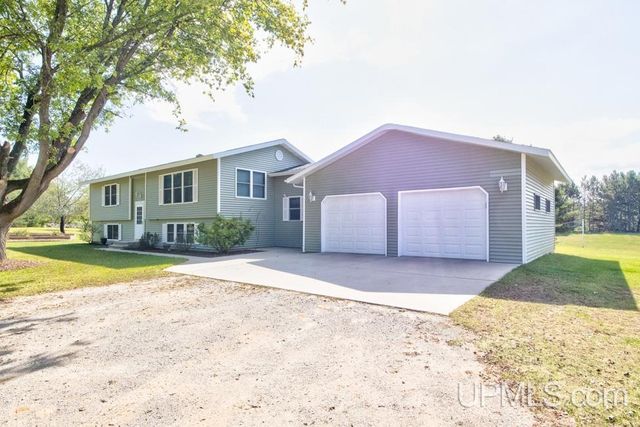 W6285 Co G-08 Road, Wallace, MI 49893