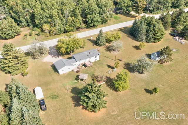 W6285 Co G-08 Road, Wallace, MI 49893