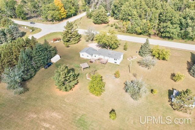 W6285 Co G-08 Road, Wallace, MI 49893