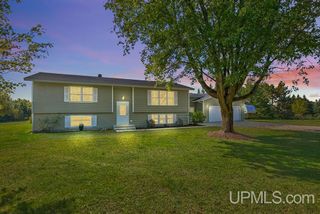 W6285 Co G-08 Road, Wallace, MI 49893