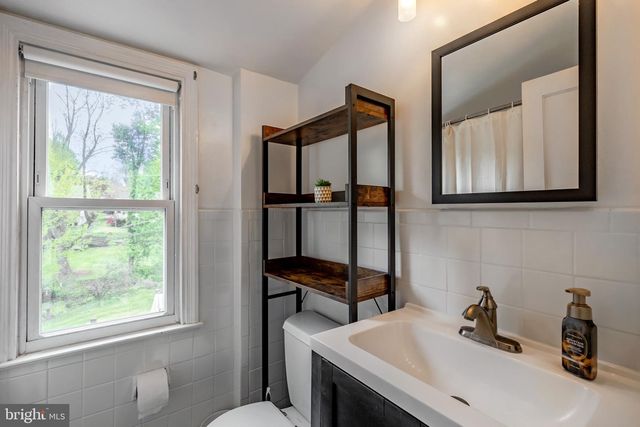 649 WASHINGTON AVE, Havertown, PA 19083