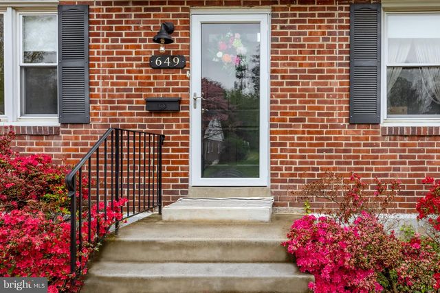 649 WASHINGTON AVE, Havertown, PA 19083