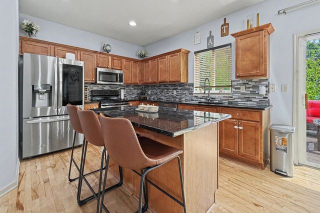 1115 SE Bluegrass Circle, Waukee, IA 50263