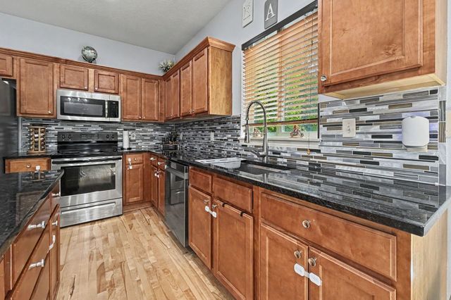 1115 SE Bluegrass Circle, Waukee, IA 50263
