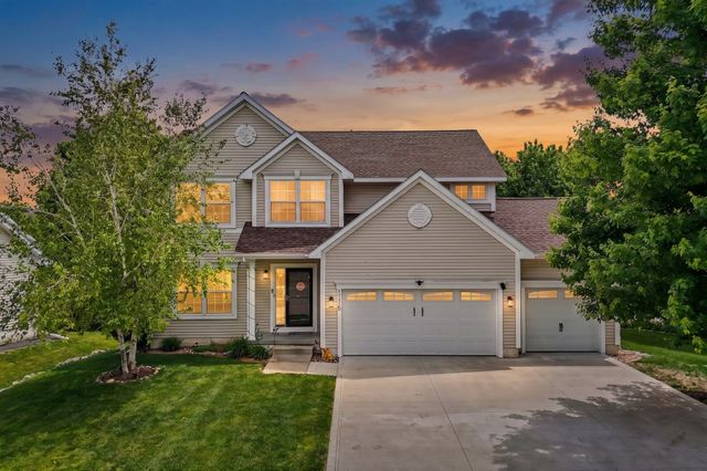 1115 SE Bluegrass Circle, Waukee, IA 50263