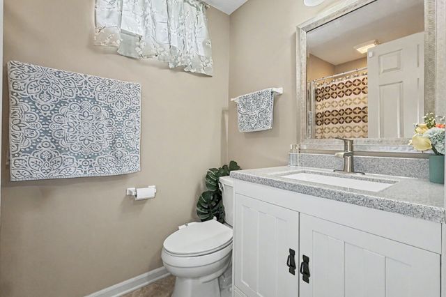 1115 SE Bluegrass Circle, Waukee, IA 50263