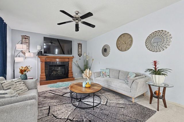 1115 SE Bluegrass Circle, Waukee, IA 50263