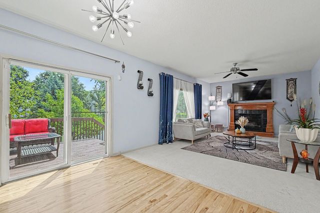 1115 SE Bluegrass Circle, Waukee, IA 50263