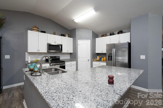 1219 Amberlight Circle, Salisbury, NC 28144