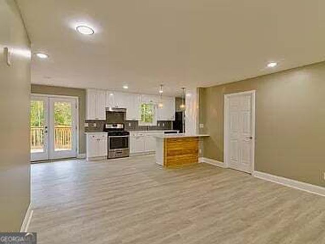 634 Frank Kirk Road NW, Kennesaw, GA 30152