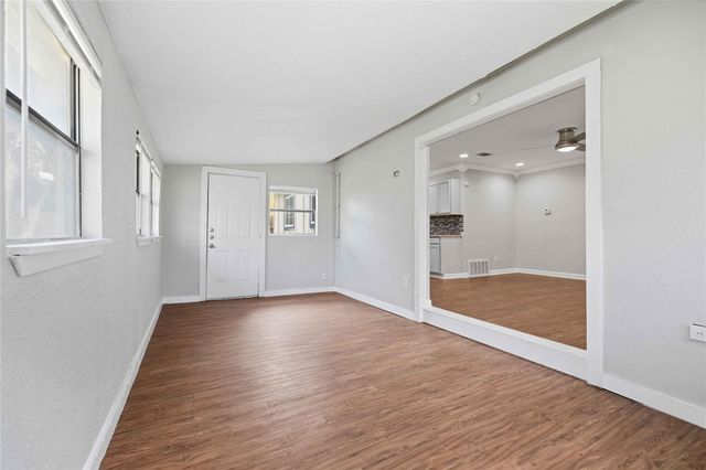 4502 Turnstone DR, Austin, TX 78744