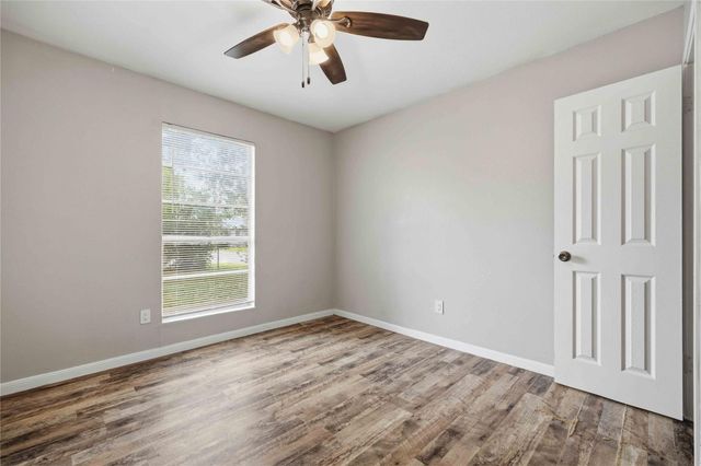 4502 Turnstone DR, Austin, TX 78744