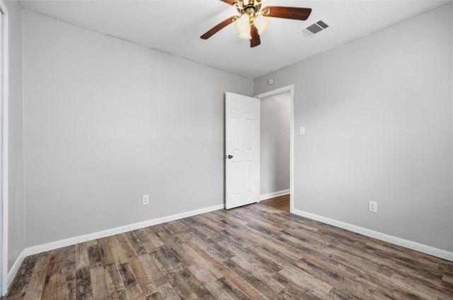 4502 Turnstone DR, Austin, TX 78744