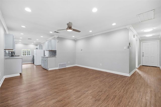 4502 Turnstone DR, Austin, TX 78744