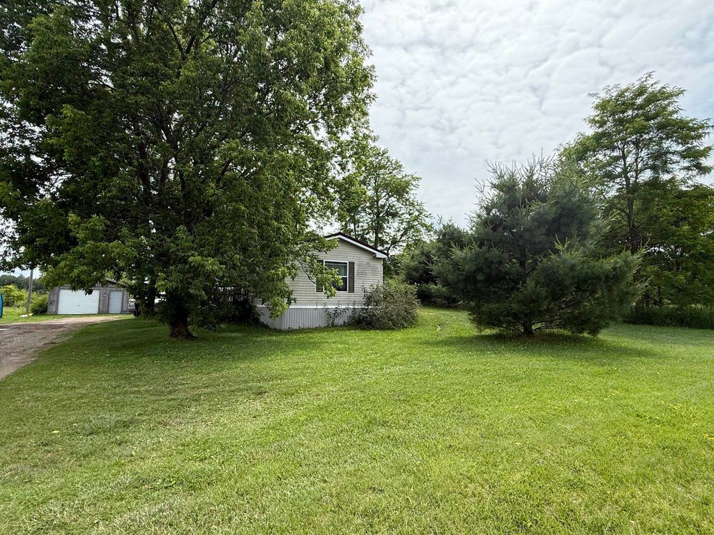 1850 E M 30 Highway, Alger, MI 48610