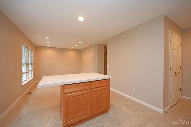7207 Ivy Way, Newtown, OH 45244