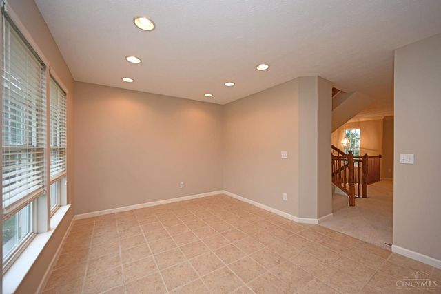 7207 Ivy Way, Newtown, OH 45244