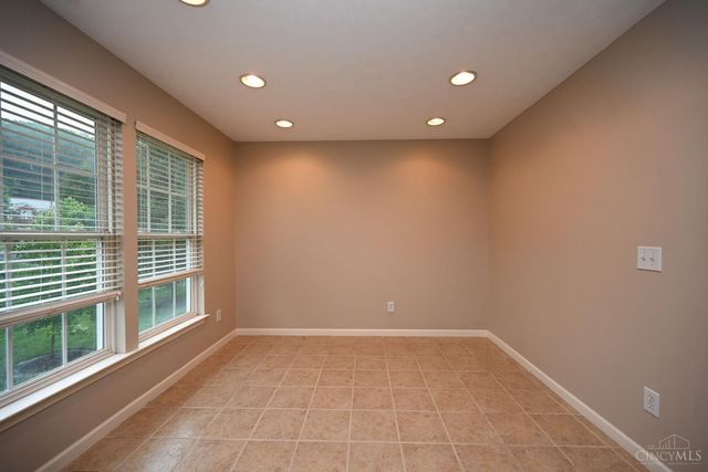 7207 Ivy Way, Newtown, OH 45244