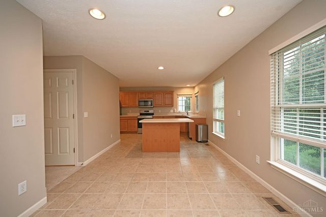 7207 Ivy Way, Newtown, OH 45244