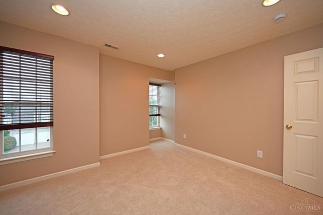 7207 Ivy Way, Newtown, OH 45244