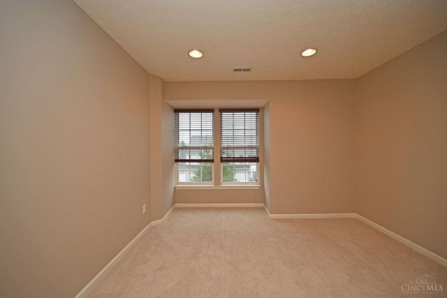 7207 Ivy Way, Newtown, OH 45244