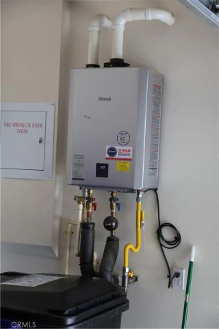 16670 Crocus 1, Fontana, CA 92336