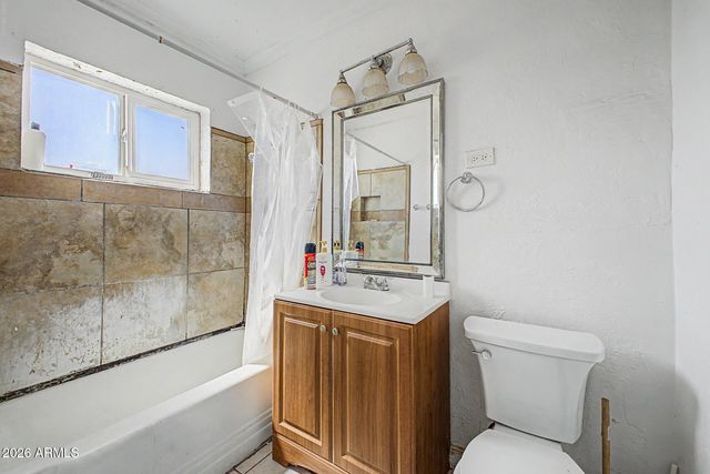 3209 W GARFIELD Street, Phoenix, AZ 85009