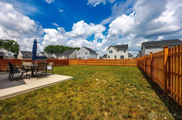 122 Regatta Park Drive, Fairborn, OH 45324