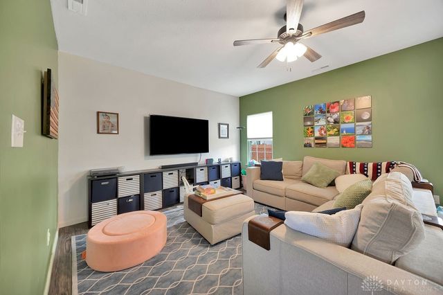 122 Regatta Park Drive, Fairborn, OH 45324