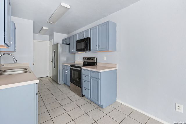 6030 Bantry Bay, San Antonio, TX 78240