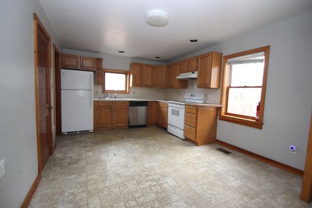 22 Sunset Road, Barre Town, VT 05641