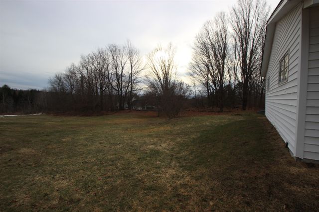 22 Sunset Road, Barre Town, VT 05641