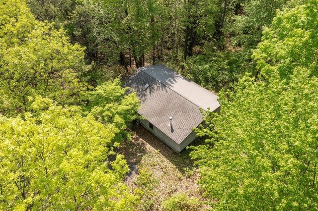 75 West St, Pepperell, MA 01463