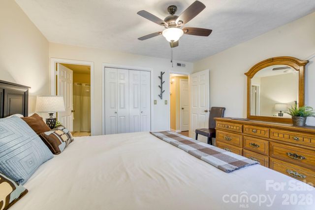 73 Toxaway Views Drive 306, Lake Toxaway, NC 28747