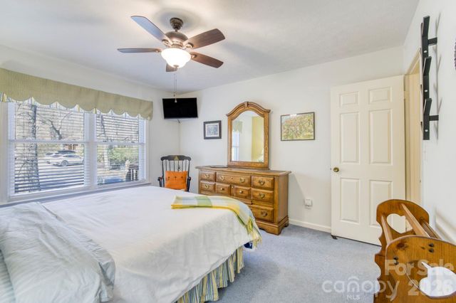 73 Toxaway Views Drive 306, Lake Toxaway, NC 28747