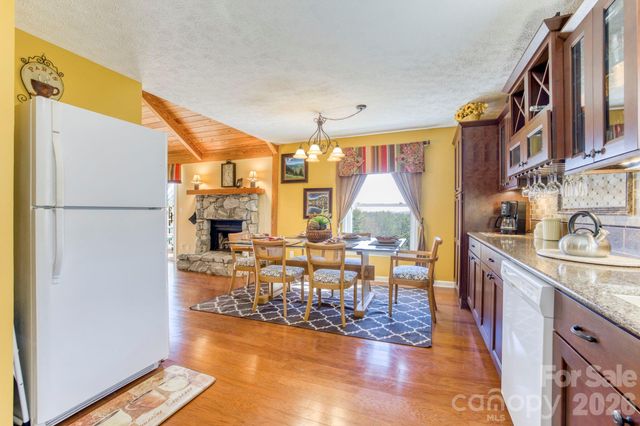 73 Toxaway Views Drive 306, Lake Toxaway, NC 28747