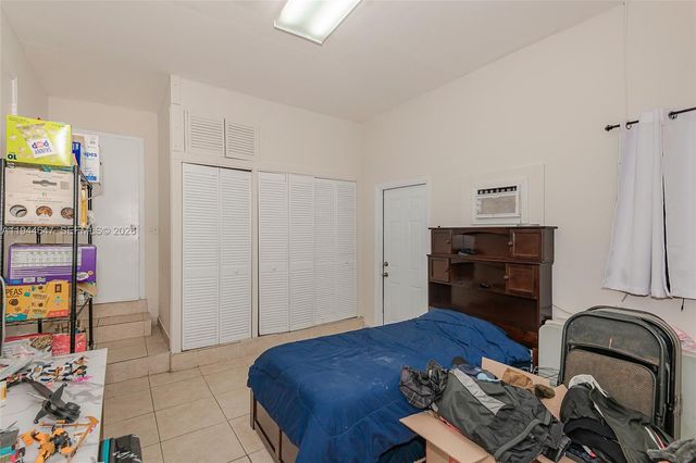 8950 Harding Ave, Surfside, FL 33154