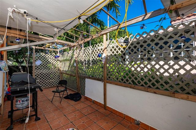 8950 Harding Ave, Surfside, FL 33154