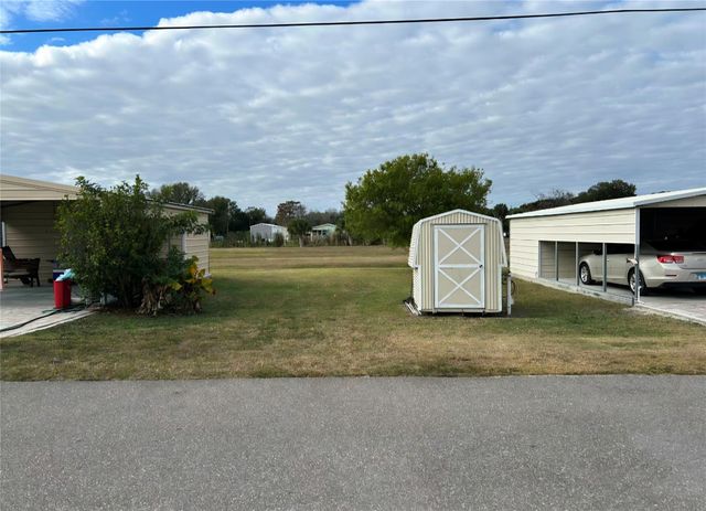 18 Shell Road, Okeechobee, FL 34974