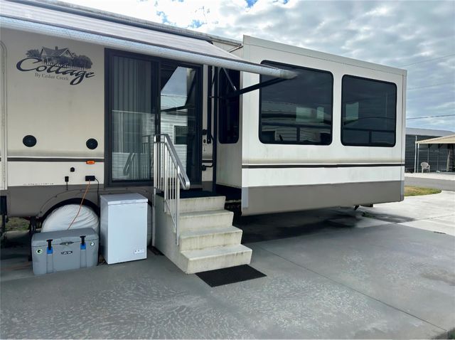 18 Shell Road, Okeechobee, FL 34974