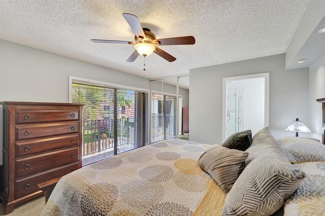714 NW 98TH Circle, Plantation, FL 33324