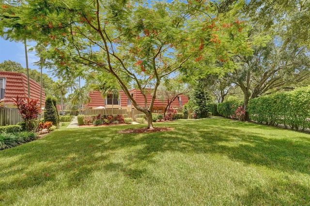 714 NW 98TH Circle, Plantation, FL 33324