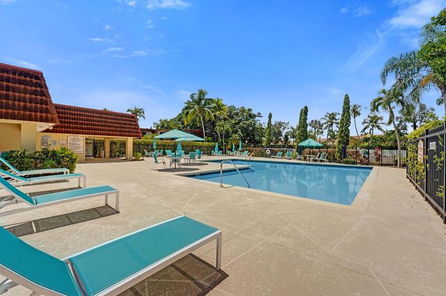 714 NW 98TH Circle, Plantation, FL 33324