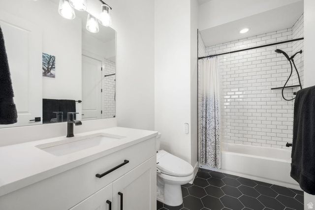 1437 E CENTAURUS WAY, Washington, UT 84780