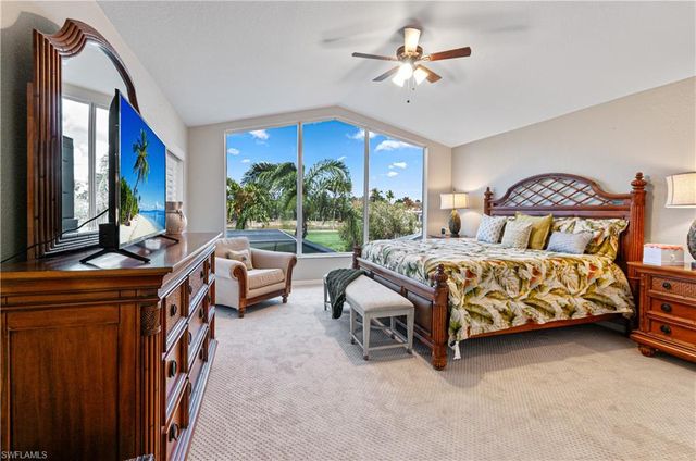 5965 Ashford LN, Naples, FL 34110